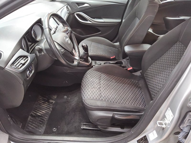 Opel Astra ST 1.5 D Edition • navigacija — 8