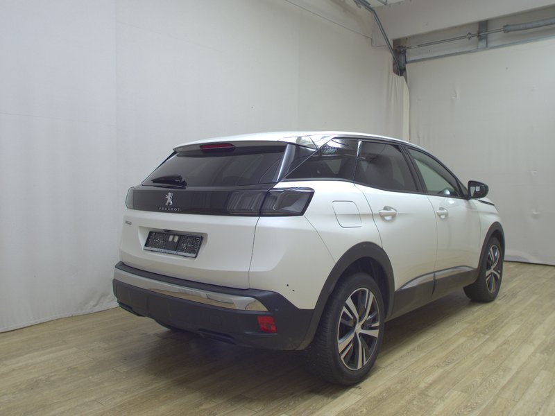 Peugeot 3008 1.2 PureTech Allure • LED • digitalni instrumenti — 4