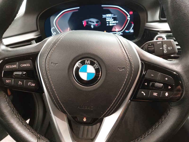 BMW 520d Touring automatik • AHK • Full LED — 15