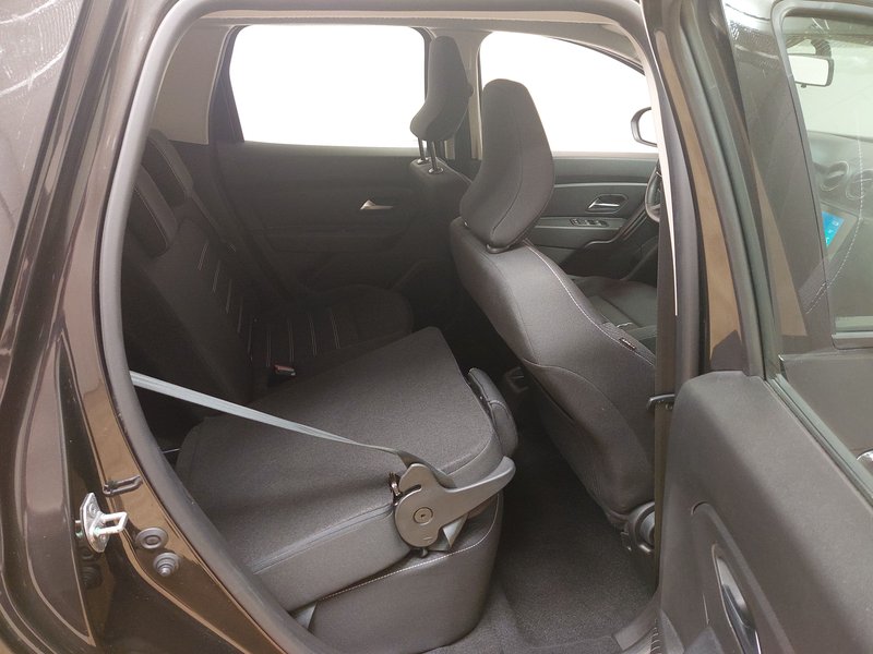 Dacia Duster 1.3 TCe 130 Comfort — 11
