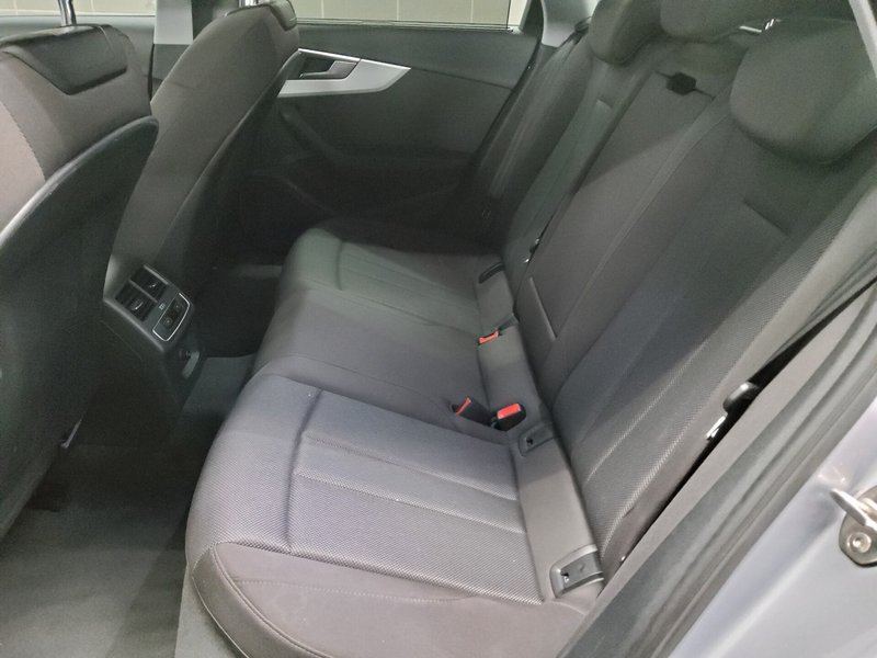 Audi A4 Avant 35 TDI automatik advanced • senzori za parkiranje straga — 13