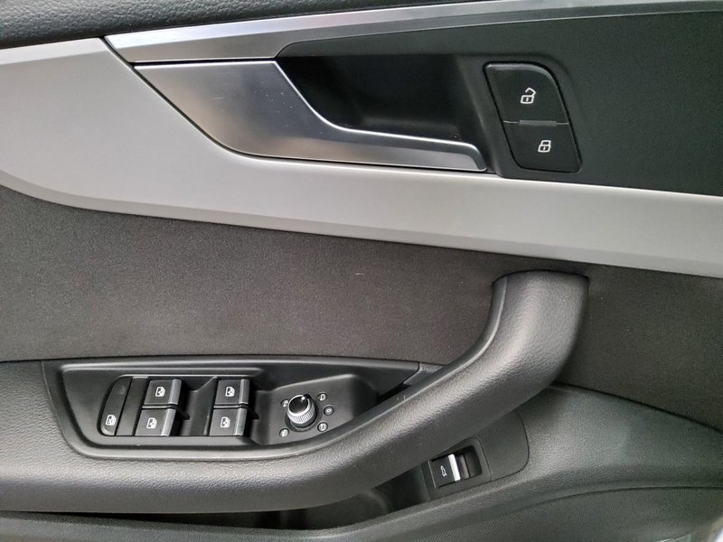 Audi A4 Avant 35 TDI automatik advanced • senzori za parkiranje straga — 9