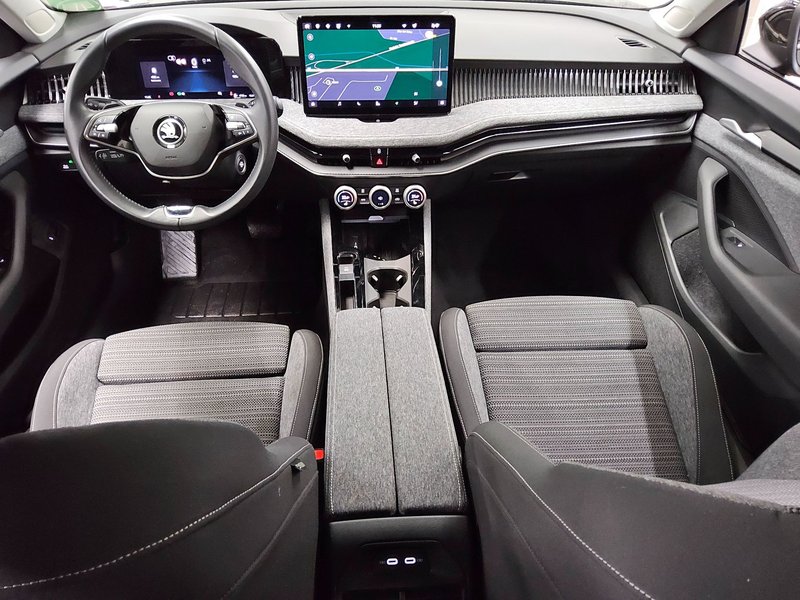Škoda Superb Kombi 2.0 TDI automatik 4x4 Selection • ACC • električna peta vrata — 5