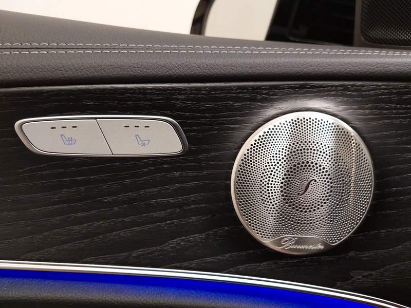 Mercedes-Benz E 220 d 4MATIC karavan automatik AMG Line • ACC • bežično punjenje — 15