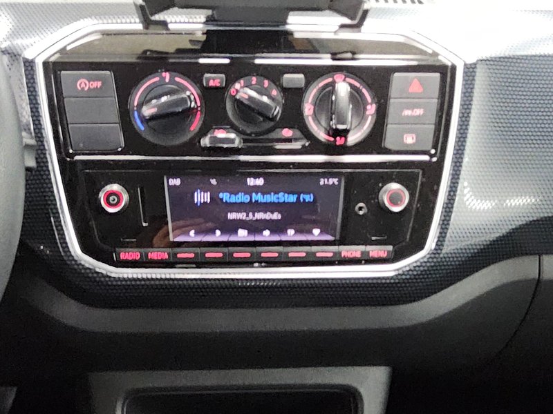 Volkswagen up! 1.0 — 7