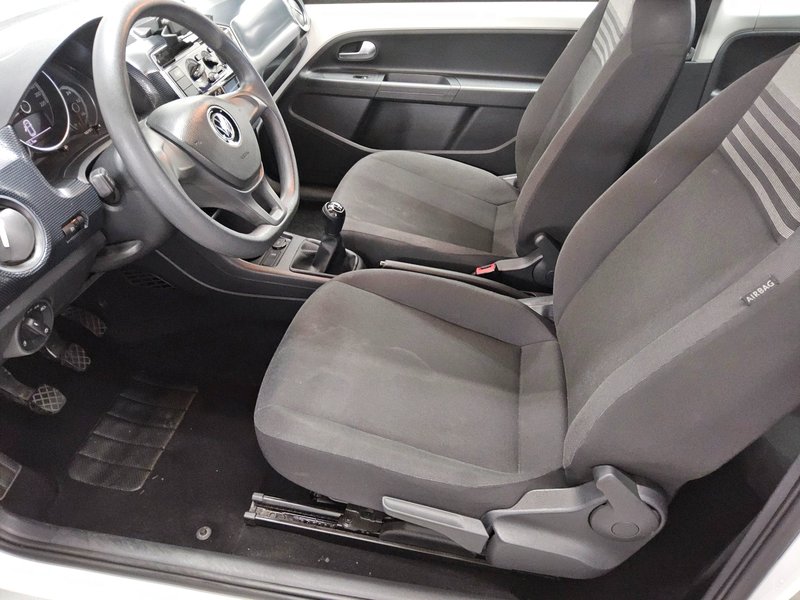 Volkswagen up! 1.0 — 8