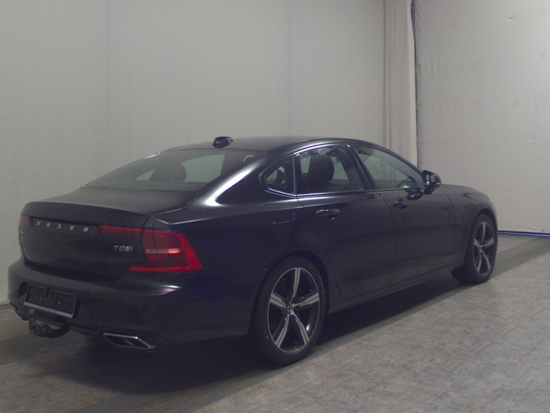 Volvo S90 T8 AWD Hybrid R-Design automatik • panorama • HUD — 4