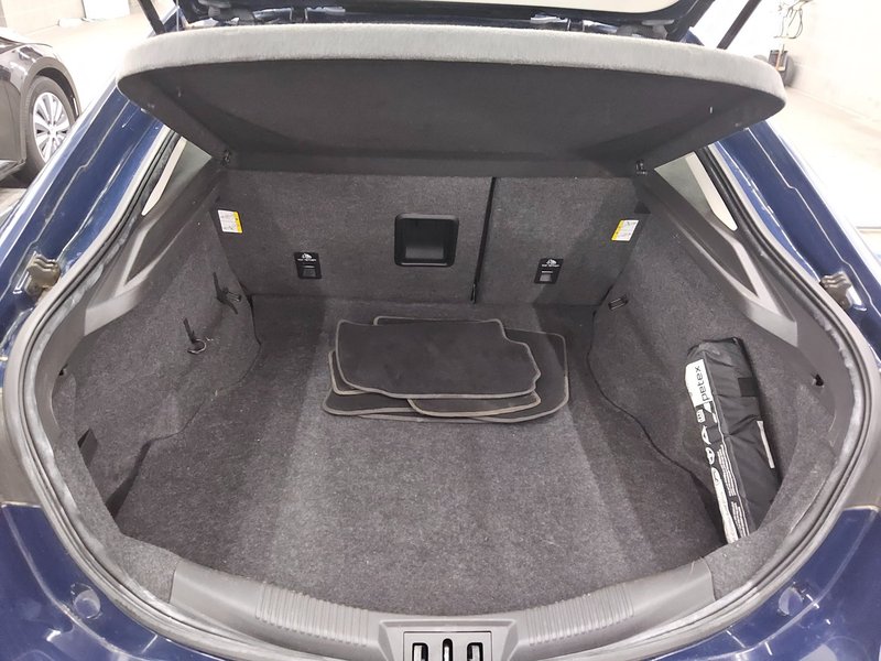 Ford Mondeo 2.0 EcoBlue Business automatik • AHK • navigacija — 11