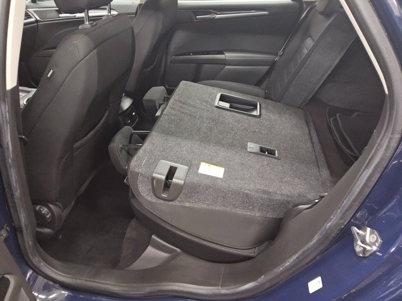 Ford Mondeo 2.0 EcoBlue Business automatik • AHK • navigacija — 13