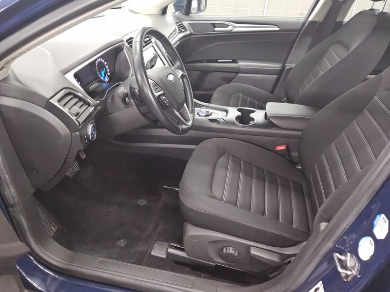 Ford Mondeo 2.0 EcoBlue Business automatik • AHK • navigacija — 8