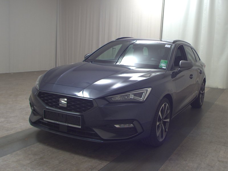SEAT Leon ST 2.0 TDI automatik FR-Line • ACC • Full LED — 2
