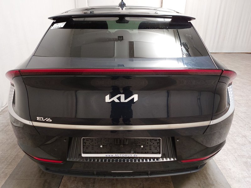 Kia EV6 • Head-Up Display • 360° kamera — 14
