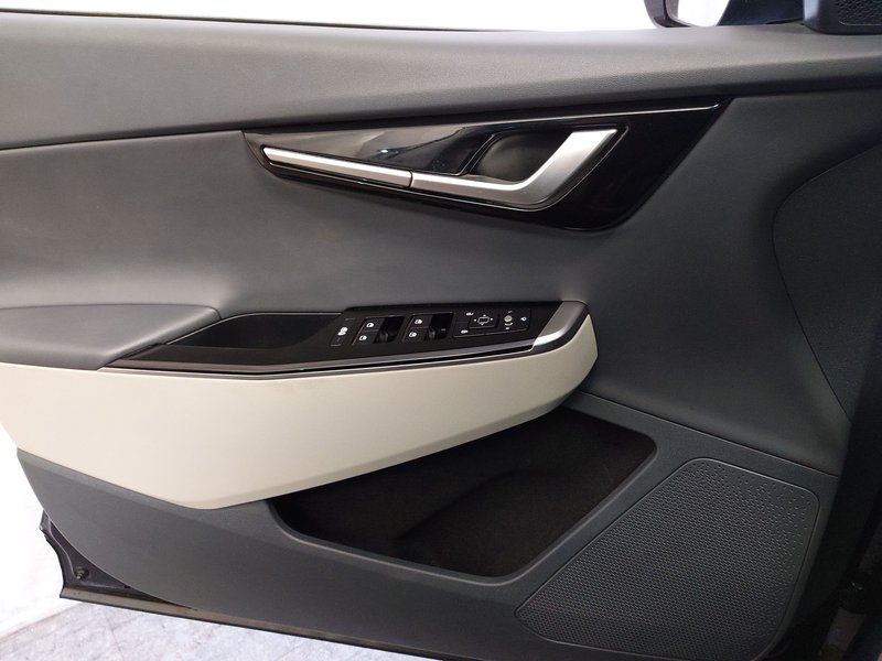 Kia EV6 • Head-Up Display • 360° kamera — 5