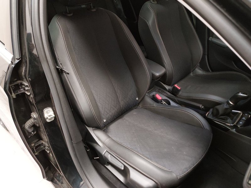 Opel Corsa 1.2 Elegance • panorama • digitalni instrumenti — 10
