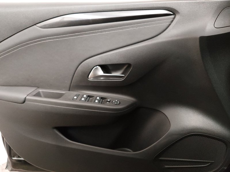 Opel Corsa 1.2 Elegance • panorama • digitalni instrumenti — 5