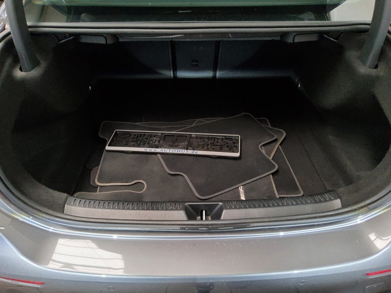 Mercedes-Benz A 220 d automatik AMG Line • Full LED • Alcantara — 12