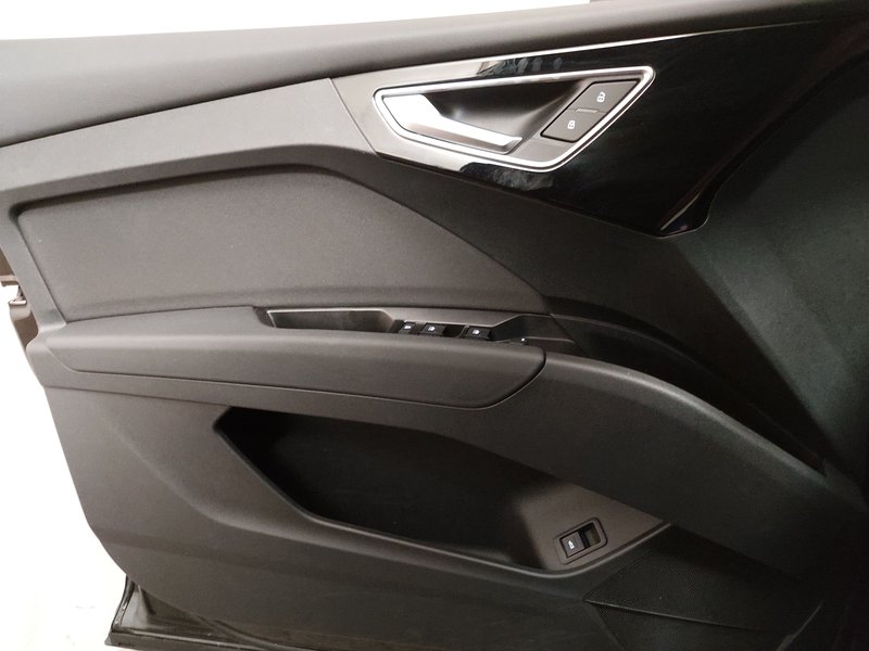 Audi Q4 e-tron Sportback 45 • ACC • LED — 5