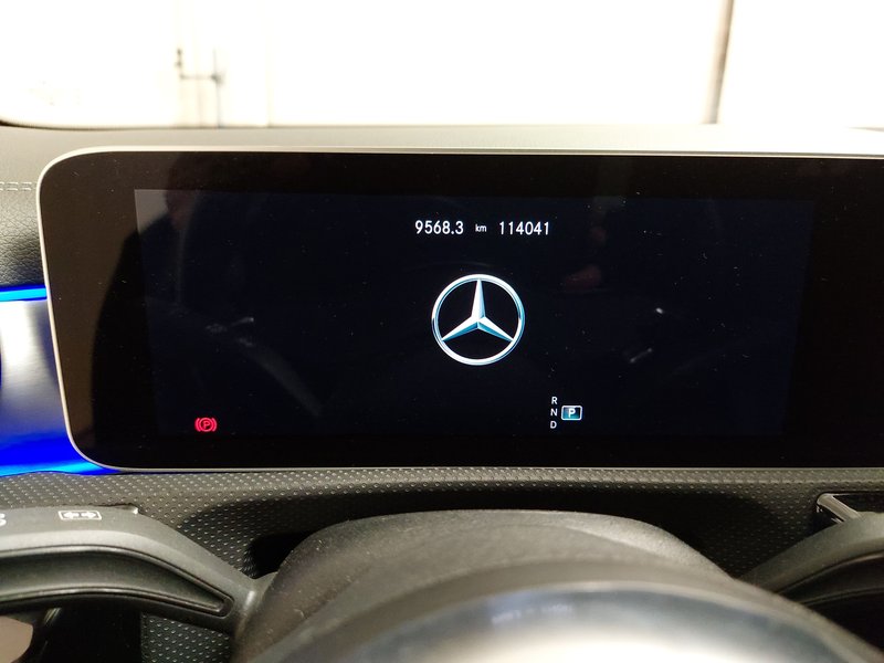 Mercedes-Benz A 250 AMG Line automatik • Full LED • digitalni instrumenti — 16