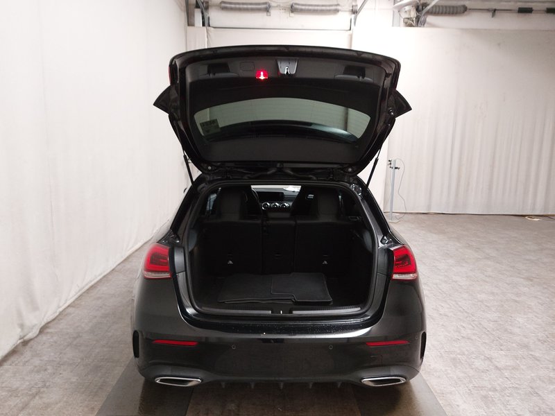 Mercedes-Benz A 250 AMG Line automatik • Full LED • digitalni instrumenti — 19