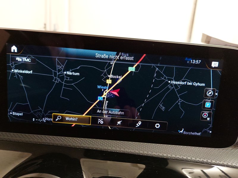 Mercedes-Benz A 250 AMG Line automatik • Full LED • digitalni instrumenti — 21