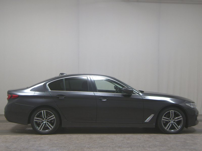 BMW 520d xDrive automatik • panorama • HUD