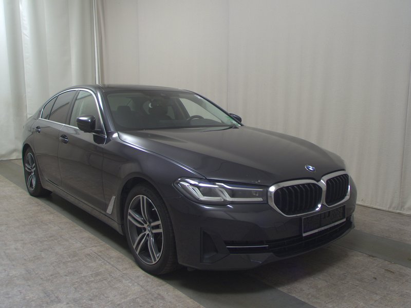 BMW 520d xDrive automatik • panorama • HUD — 3
