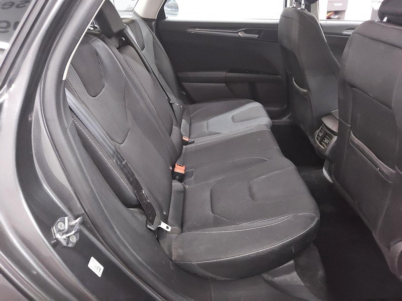 Ford Mondeo Turnier 2.0 EcoBlue automatik Titanium • kuka za vuču • LED — 13