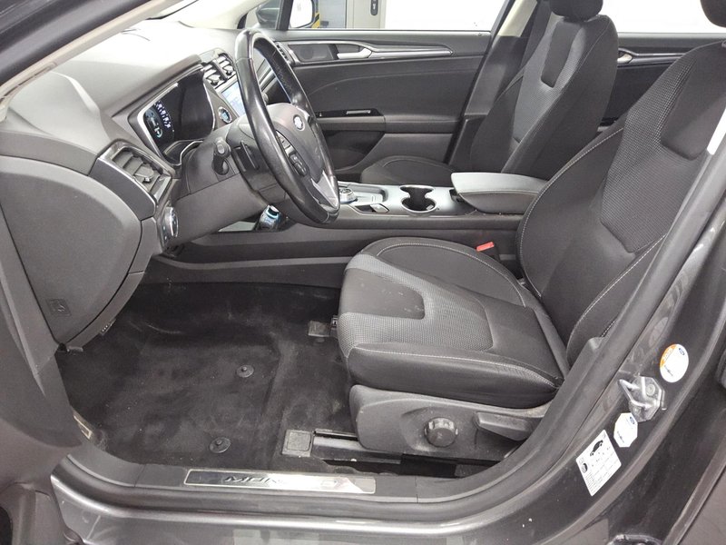 Ford Mondeo Turnier 2.0 EcoBlue automatik Titanium • kuka za vuču • LED — 8