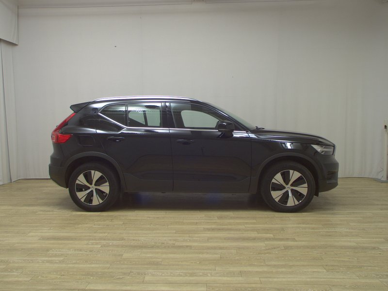 Volvo XC40 T4 Recharge automatik Inscription • električna peta vrata • Full LED