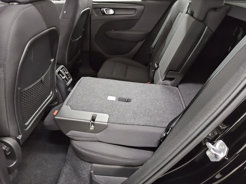 Volvo XC40 T4 Recharge automatik Inscription • električna peta vrata • Full LED — 13