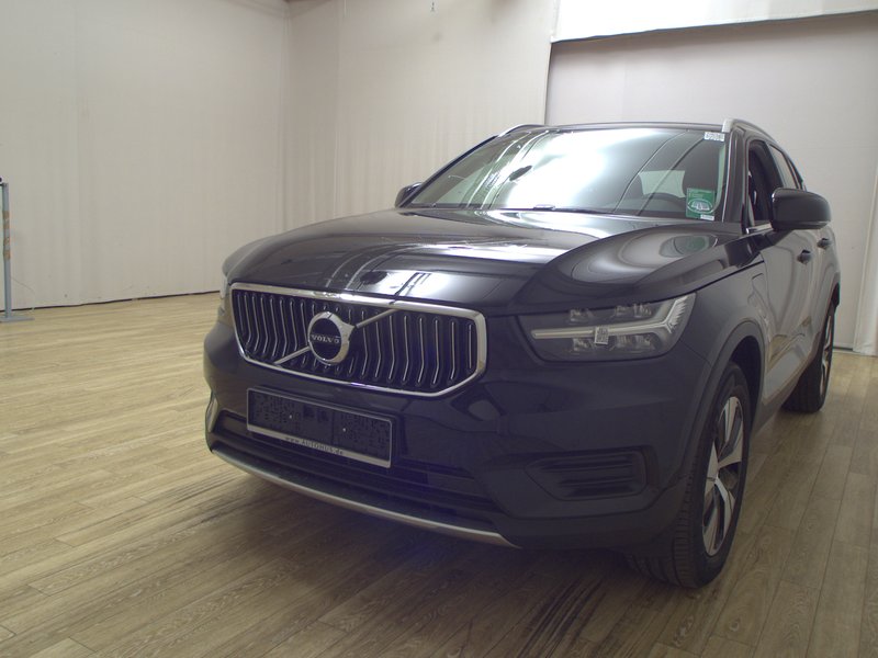 Volvo XC40 T4 Recharge automatik Inscription • električna peta vrata • Full LED — 2