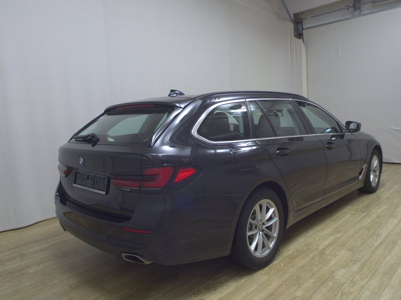 BMW 520d Touring automatik • panorama • koža — 4