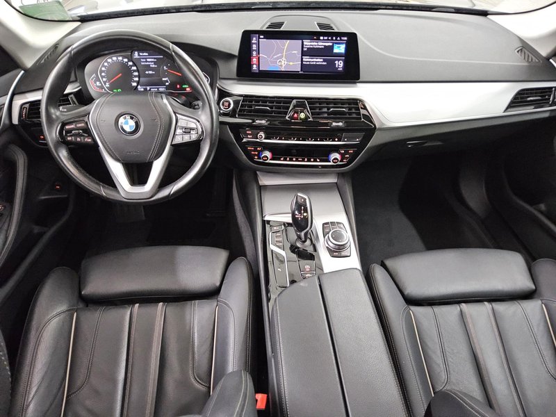 BMW 520d Touring automatik • panorama • koža — 5