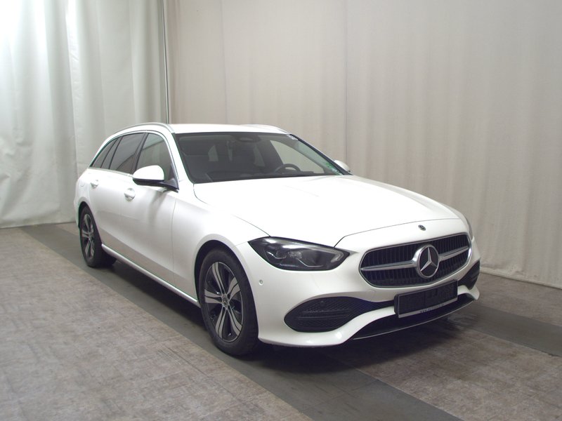 Mercedes-Benz C 200 d karavan automatik Avantgarde • koža • LED — 3