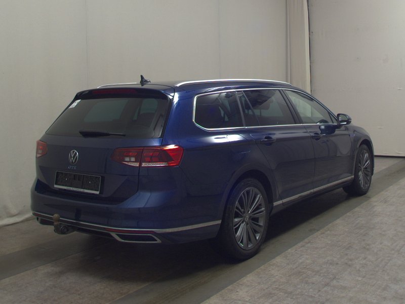 Volkswagen Passat Variant GTE 1.4 TSI automatik • ACC • AHK — 4