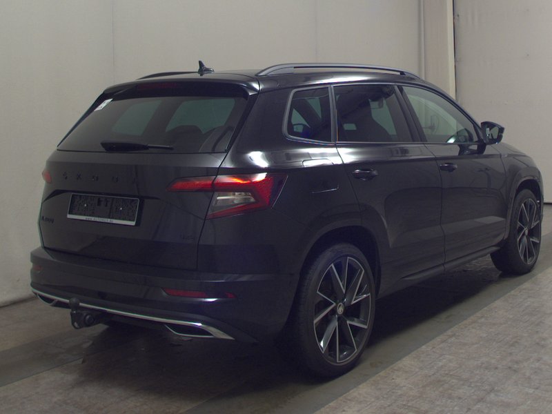 Škoda Karoq 2.0 TDI 4x4 SportLine automatik • ACC • AHK — 4