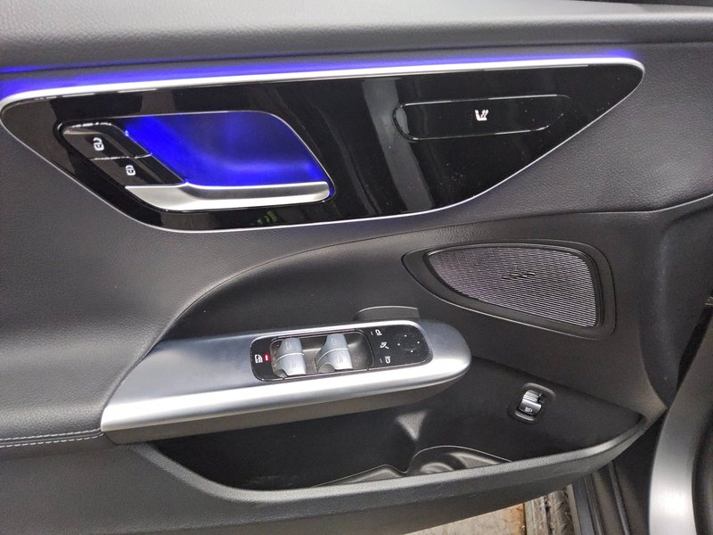 Mercedes-Benz C 200 d karavan automatik Avantgarde • LED • digitalni instrumenti — 10