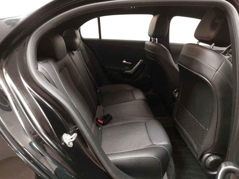 Mercedes-Benz A 220 d automatik Progressive • Full LED • adaptivno ogibanje — 12
