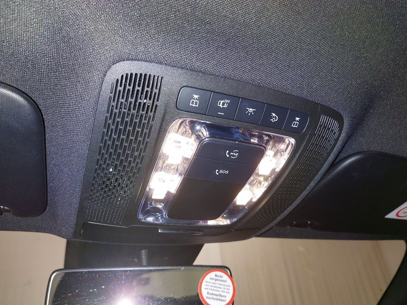 Mercedes-Benz A 220 d automatik Progressive • Full LED • adaptivno ogibanje — 13