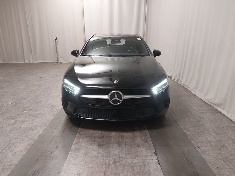 Mercedes-Benz A 220 d automatik Progressive • Full LED • adaptivno ogibanje — 9