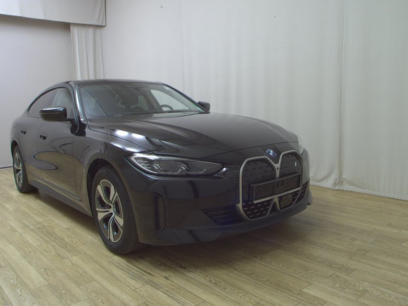 BMW i4 Gran Coupé eDrive40 • 360° kamera • ACC — 3