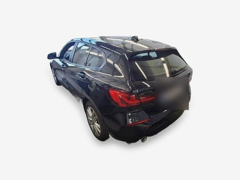BMW 120d automatik Advantage • ACC • Full LED — 3