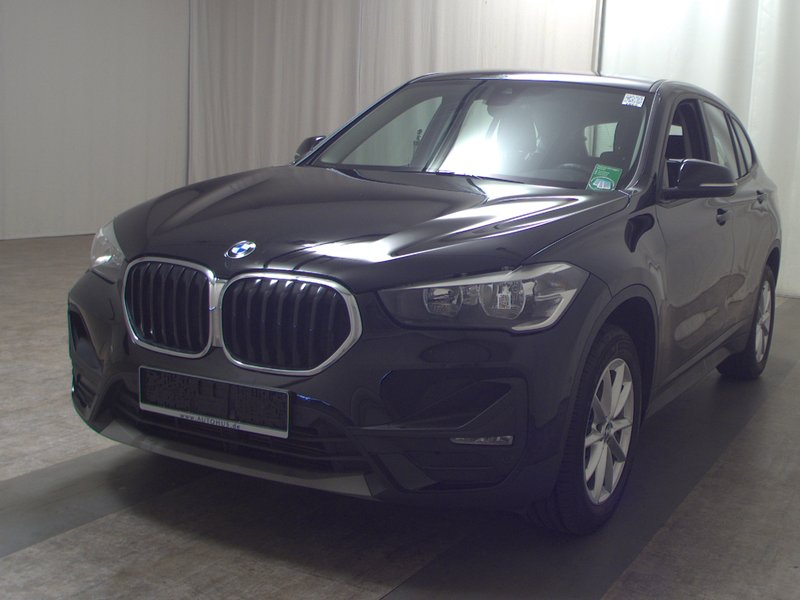 BMW X1 sDrive20d automatik Advantage • ACC • AHK — 2