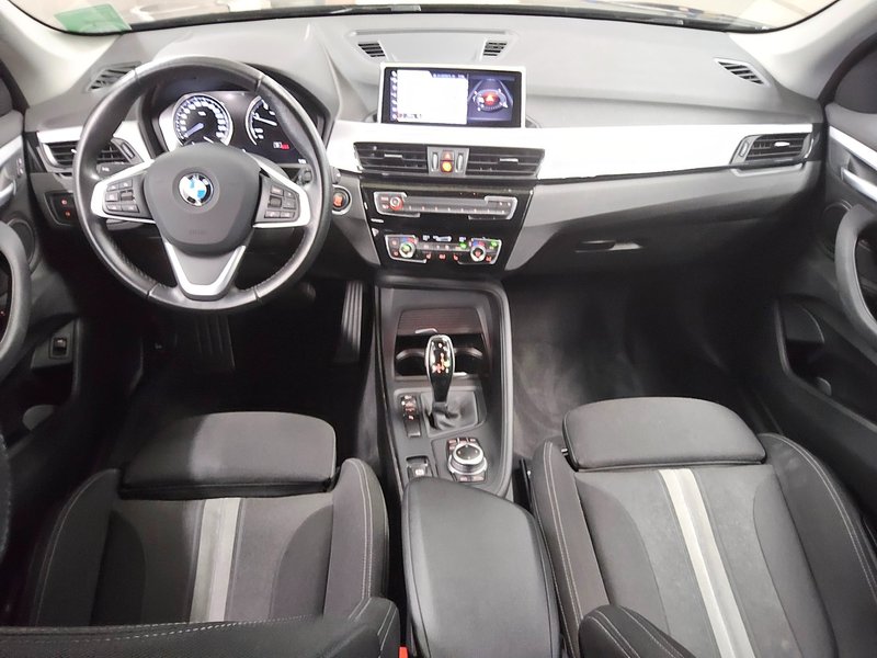 BMW X1 sDrive20d automatik Advantage • ACC • AHK — 5