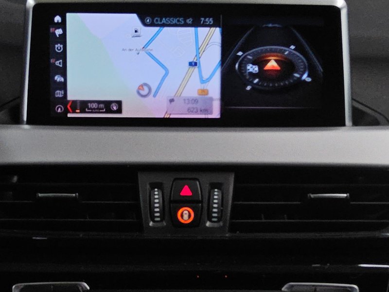 BMW X1 sDrive20d automatik Advantage • ACC • AHK — 7