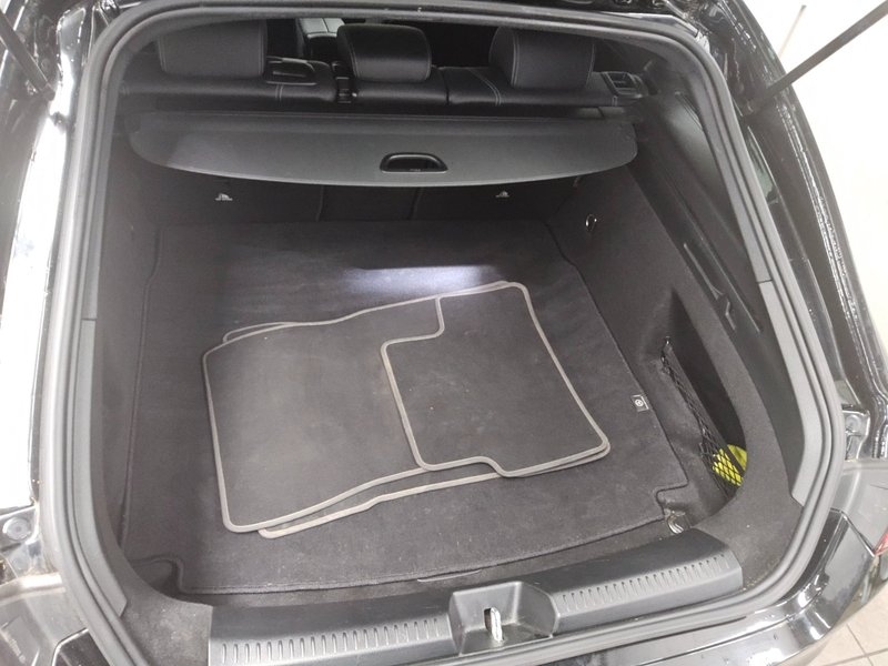Mercedes-Benz CLA 200 d Shooting Brake automatik Progressive • LED — 12