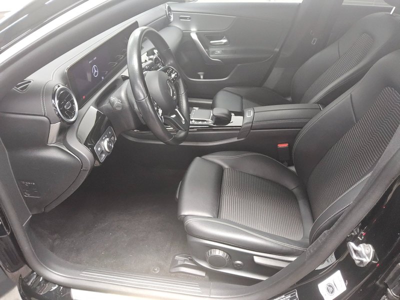Mercedes-Benz CLA 200 d Shooting Brake automatik Progressive • LED — 9