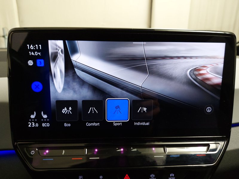 Volkswagen ID.3 Pro S • ACC • HUD — 16