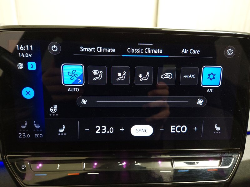 Volkswagen ID.3 Pro S • ACC • HUD — 23
