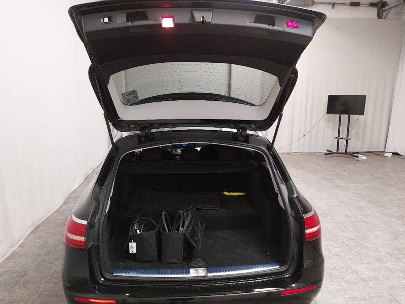 Mercedes-Benz E 300 de automatik Avantgarde • HUD • zračni ovjes — 19